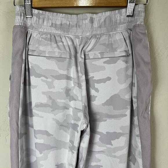 Athleta Brooklyn Lined Camo Jogger Pants Camo Lux Shasta Purple 985549-01 Size 0 - Picture 5 of 12